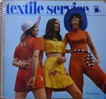 "Textile service" Книга о моде. ГДР, 1972 год. На русском, немецком, английском и французском языках.