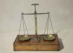 Весы ювелирные Западная Европа. Конец XIX - начало ХХ век.