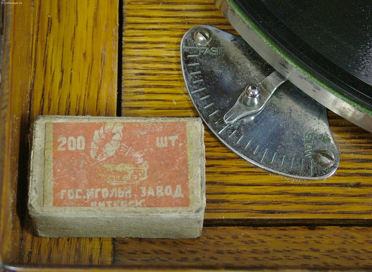 Граммофон "Victrola"
