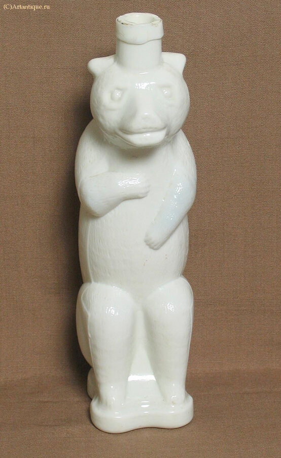 Бутылка водочная фигурная  "Медведь"