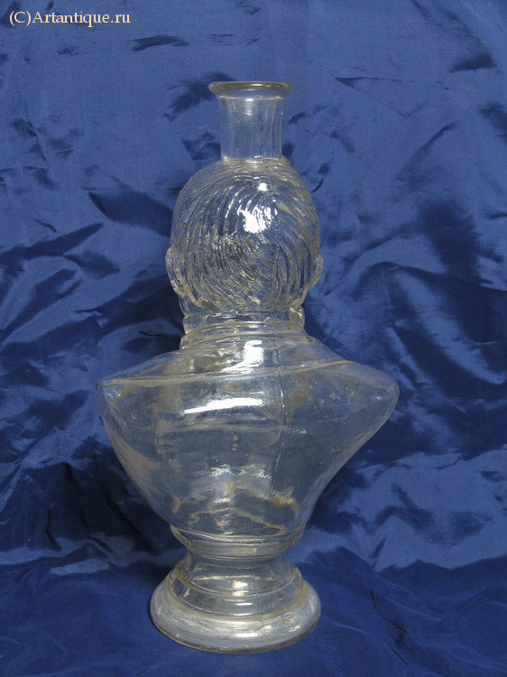 Бутылка фигурная