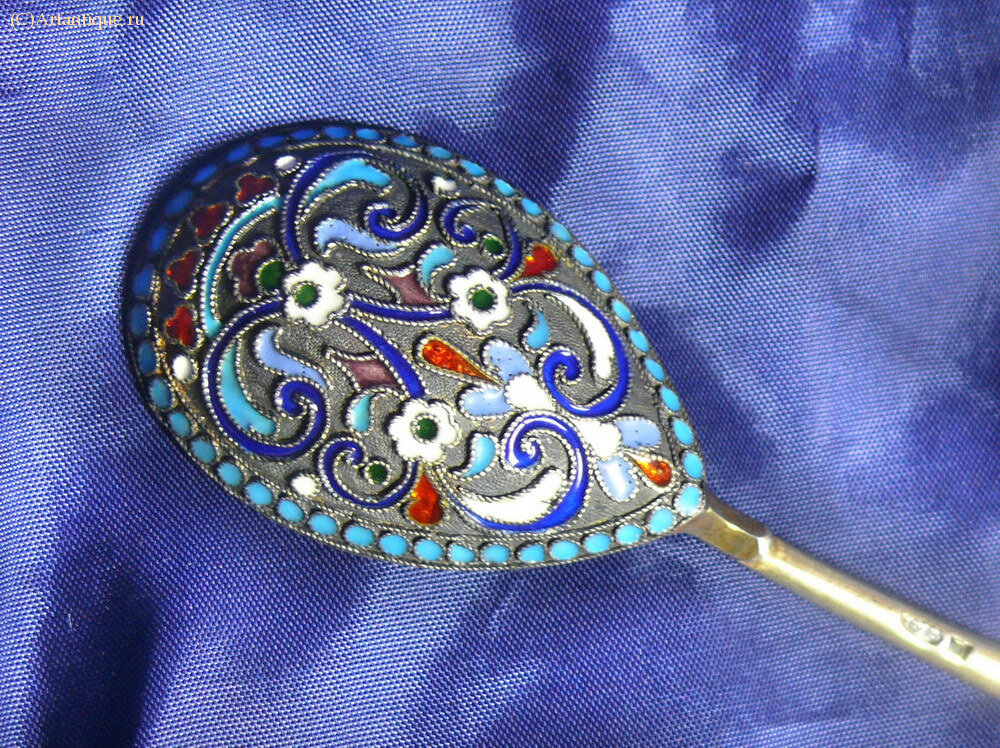 Ложка серебряная