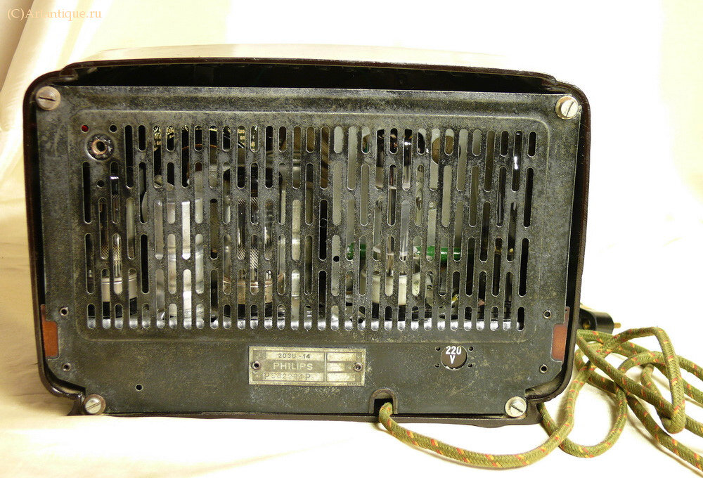 Радиоприёмник "PHILIPS 203U-14"