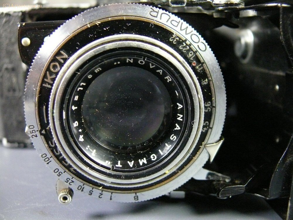 Фотоаппарат "Zeiss Ikon"