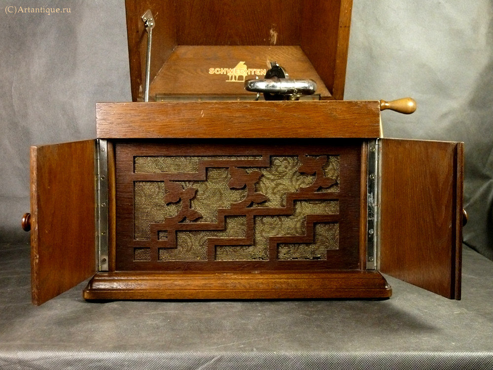Граммофон "Schvechten"