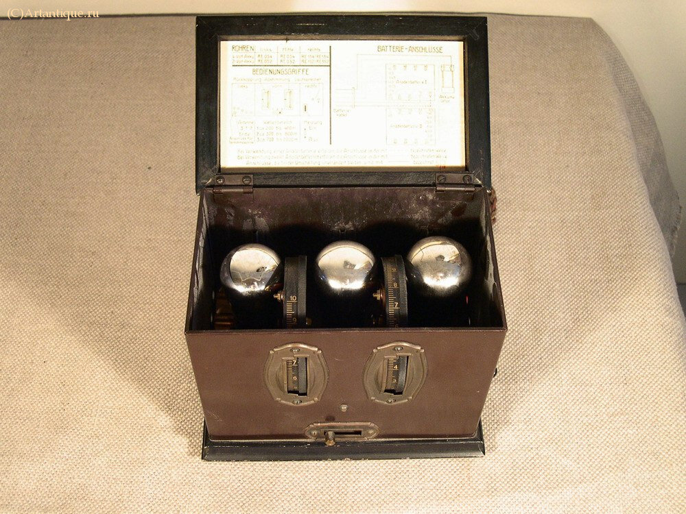 Ламповый радиоприемник "TELEFUNKEN"