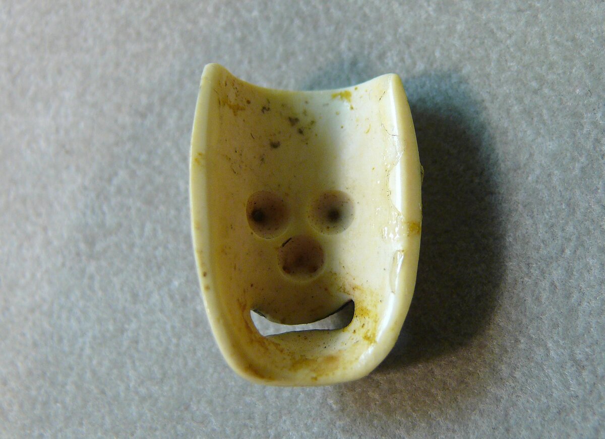 Нэцкэ "Маска"