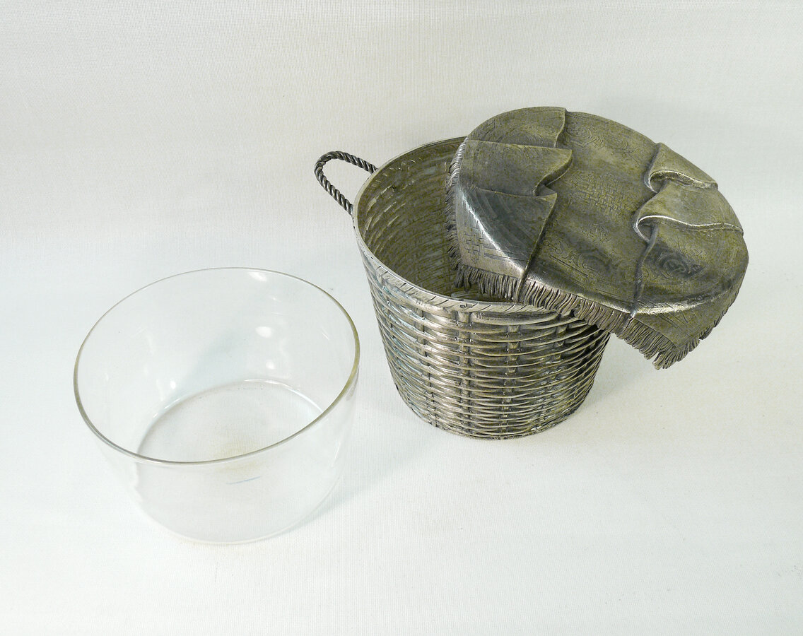 Икорница