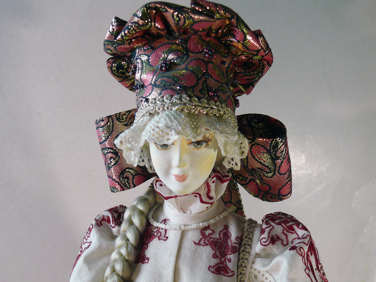 Кукла "Русская красавица"