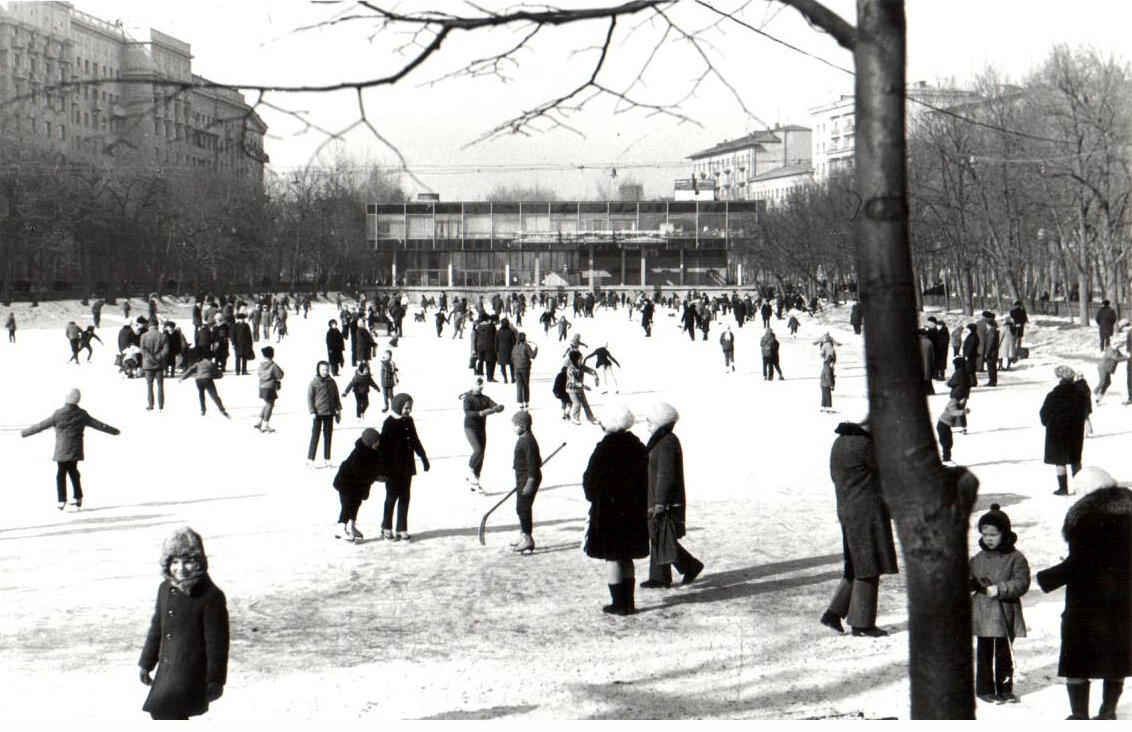 Чистые пруды. 8 марта 1974 г.
