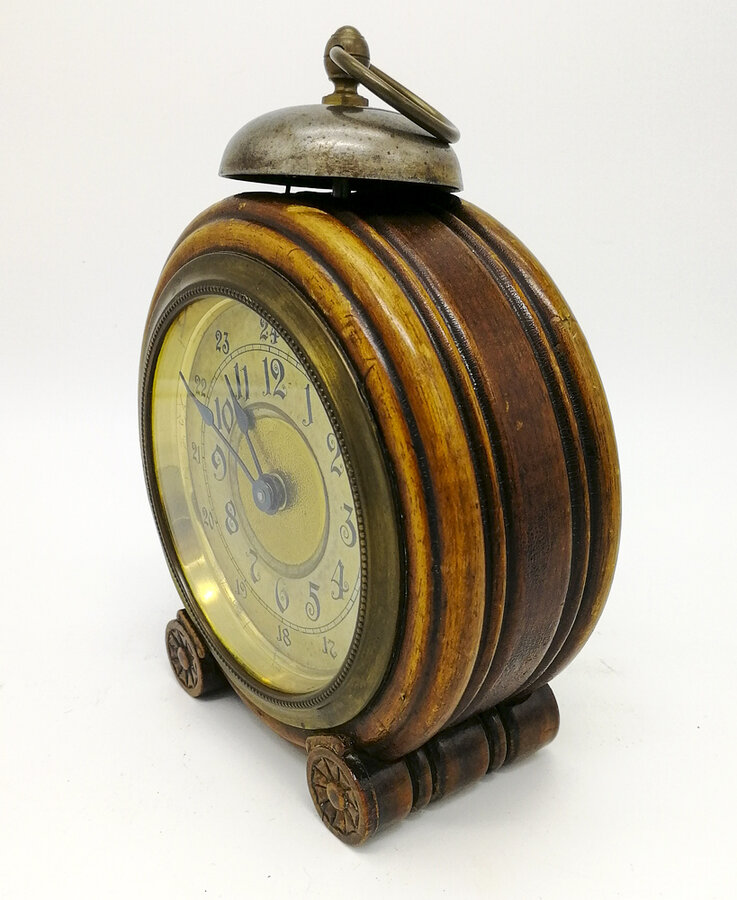 Часы-будильник "Junghans"
