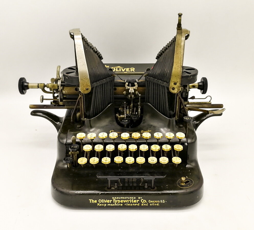 Печатная машинка "The Oliver Typewriter №9"