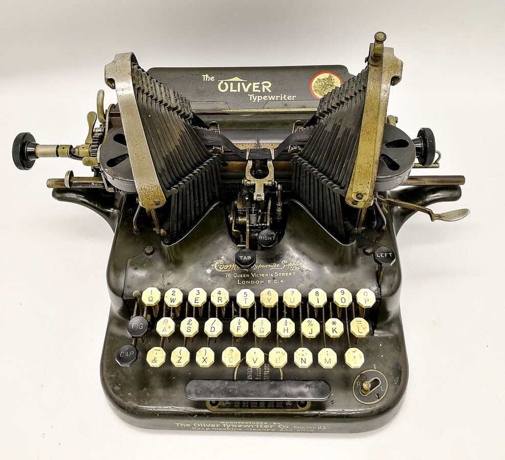 Печатная машинка "The Oliver Typewriter №9"
