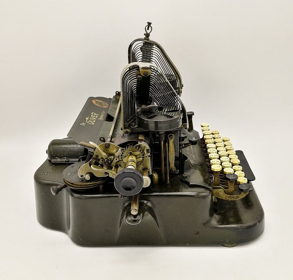 Печатная машинка "The Oliver Typewriter №9"