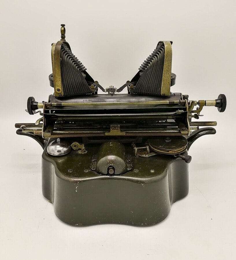 Печатная машинка "The Oliver Typewriter №9"