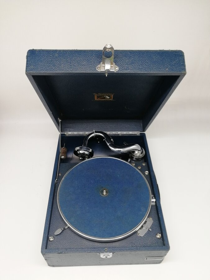 Патефон «His Master’s Voice» model №97с