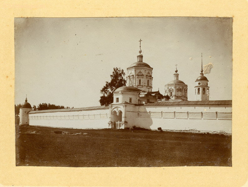 Альбом любительских фотографий 