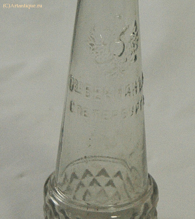 Бутылка винная