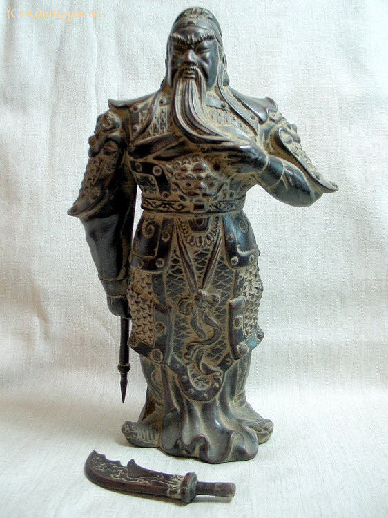 Скульптура "Воин"