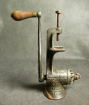  "Universal Food Chopper". 1897 .