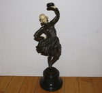 Скульптура "Танцовщица" Франция. Автор Ferdinand Preiss. Подпись "Nick"