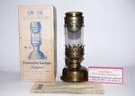 Формалиновая лампа "Hygiea" системы Шеринга Редкость. 1901 год. С инструкцией и оригинальной коробке.