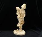 Окимоно "Мать с ребенком" Япония. Эпоха Мэйдзи (1868-1912).