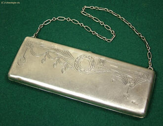 Сумочка
