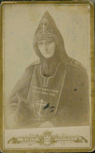 Фотография "Монахиня"