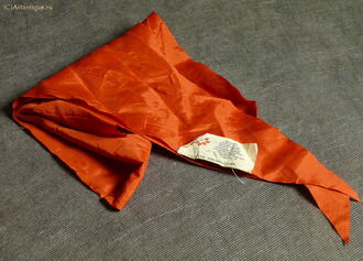 Пионерский галстук
