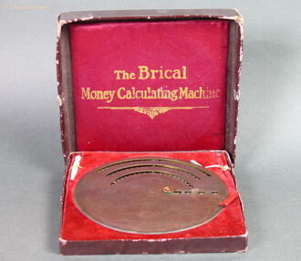 Калькулятор круглый "Brical Money Calculating Machine"