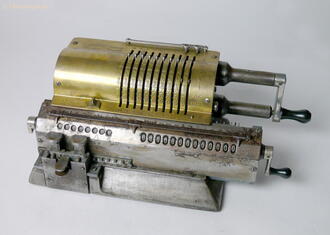 Машинка счетная "Odhner No. 7"