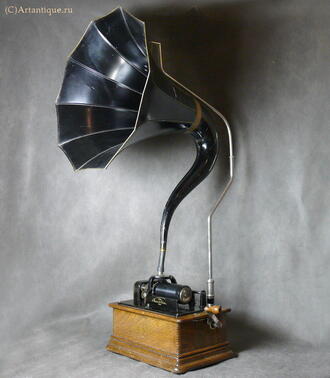 Фонограф "Edison Standard"
