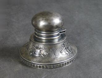 Чернильница