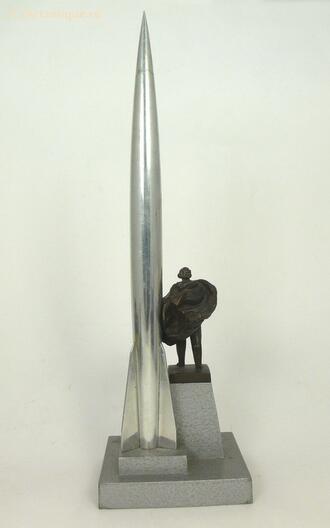 Украшение настольное "Памятник Циолковскому. 1857-1935"