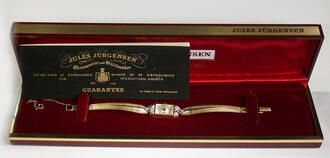 Часы наручные женские "JULES  JURGENSEN"