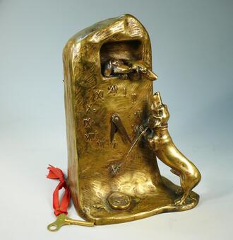 Часы с таксами