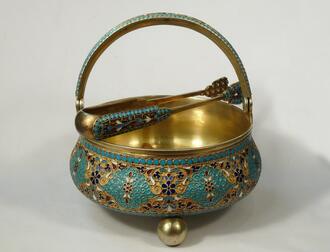 Сахарница и щипчики