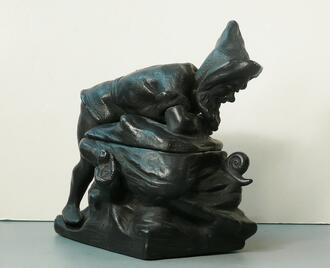 Коробочка "Гном на скале с улиткой"
