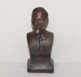 Бюст "Ф.Э. Дзержинский"